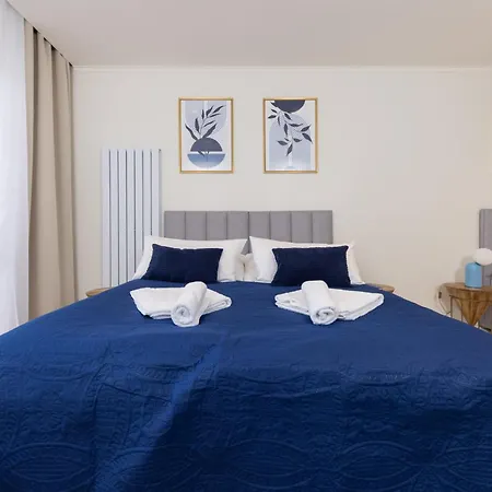 120sqm & 5-room Luxury With 2 Bathrooms Apartment Berlin