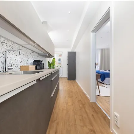 Apartment 120sqm & 5-room Luxury With 2 Bathrooms *