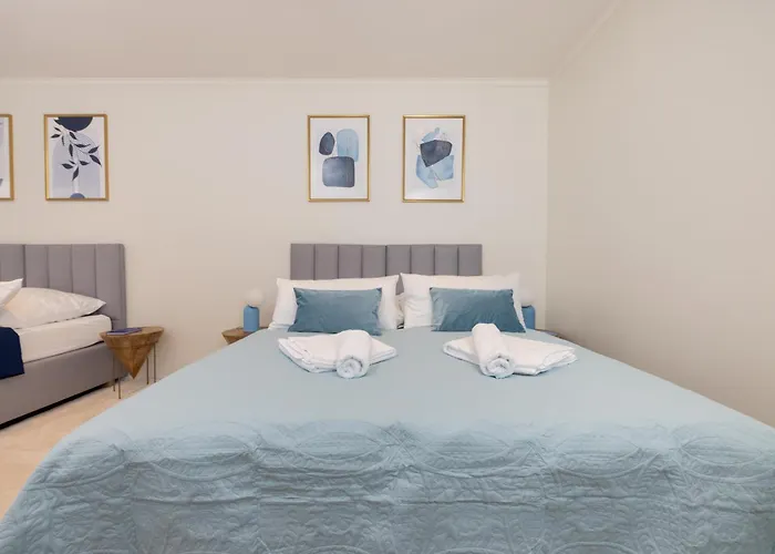 120sqm & 5-room Luxury With 2 Bathrooms شقة