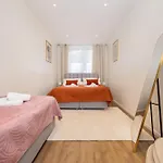 120sqm & 5-room Luxury With 2 Bathrooms Apartment *
